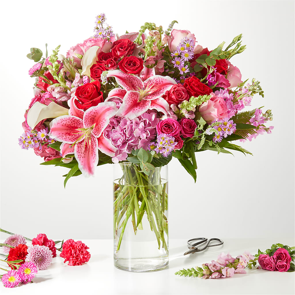 Swooning Over You - A Luxury Florist Original – Tala Florist Northshore, North Vancouver BC