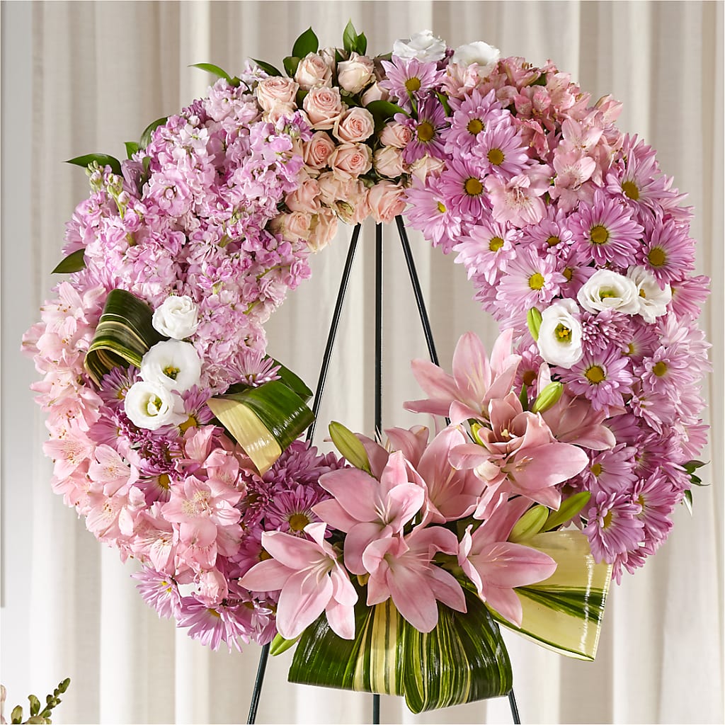 Gift of Warmth Wreath – Tala Florist Northshore, North Vancouver BC
