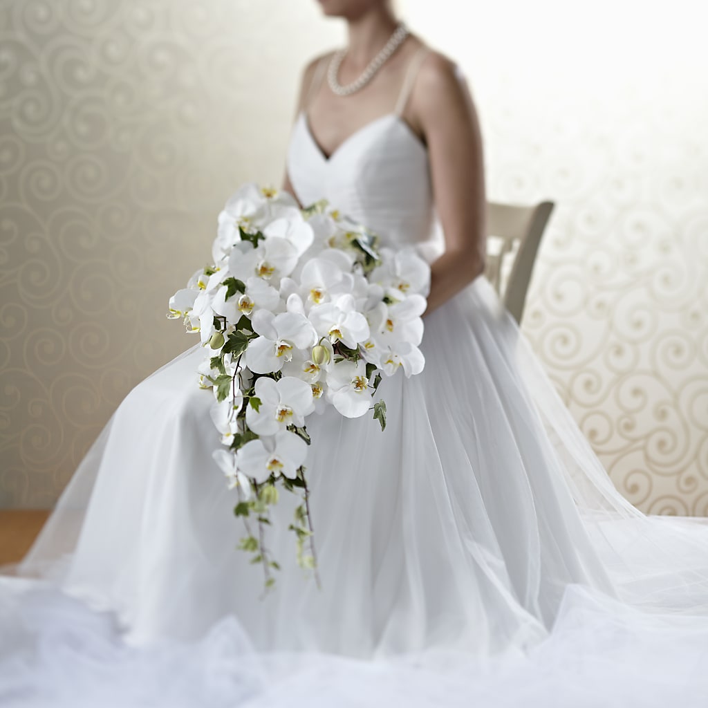 Classic White Bouquet – Tala Florist Northshore, North Vancouver BC