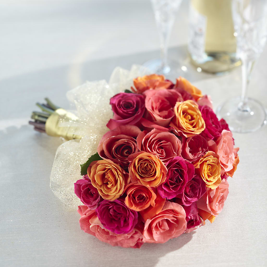 Sweet Roses Bouquet – Tala Florist Northshore, North Vancouver BC