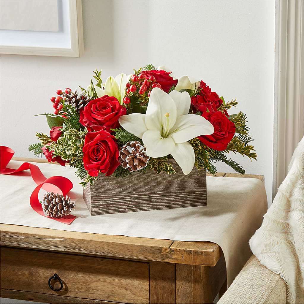 Snowy Wonderland Bouquet –  Tala Florist Northshore, North Vancouver BC