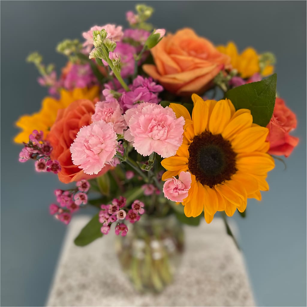 Yellow Brick Road Bouquet –  Tala Florist Northshore, North Vancouver BC