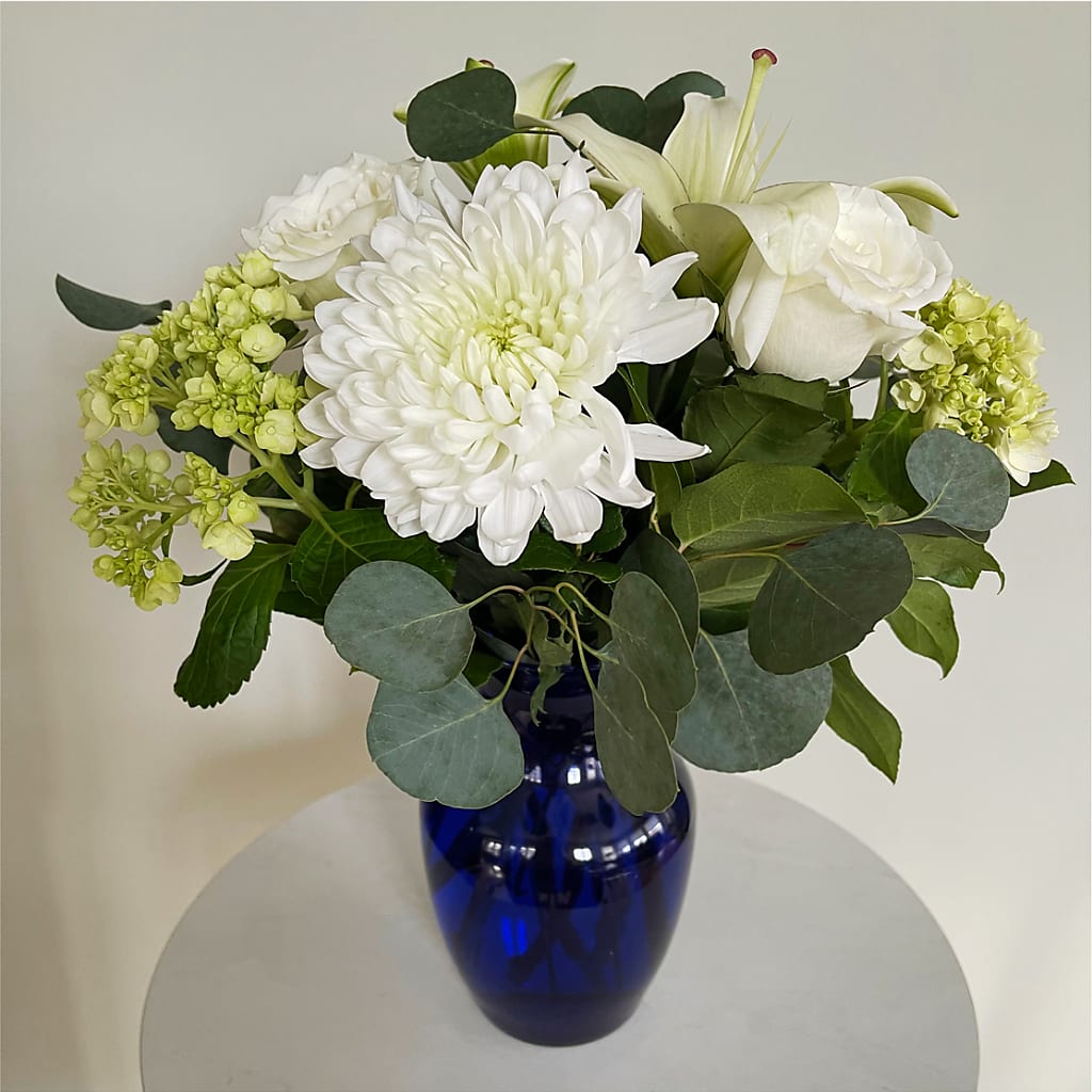 Snowy Dreams Bouquet –  Tala Florist Northshore, North Vancouver BC