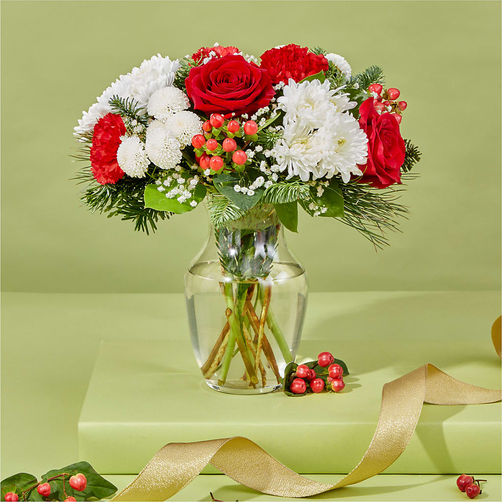Chance of Flurries Bouquet –  Tala Florist Northshore, North Vancouver BC