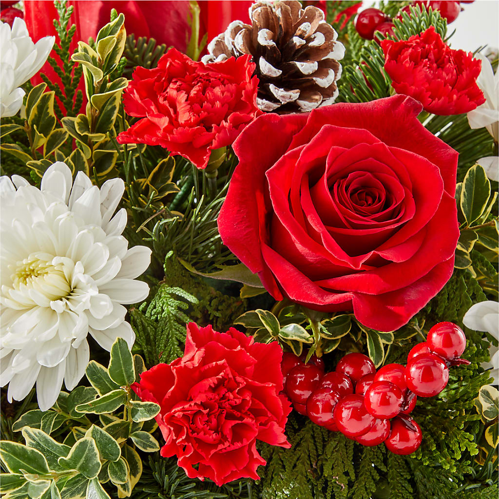 Holiday Soiree Centerpiece –  Tala Florist Northshore, North Vancouver BC