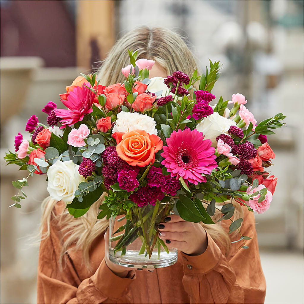 Smell the Roses Bouquet –  Tala Florist Northshore, North Vancouver BC